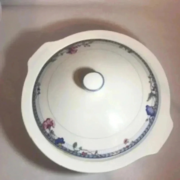 Oneida Vintage Blue Lattice 2 Quart Round Covered Casserole W/ Lid Fine Porcelai - Picture 2 of 11